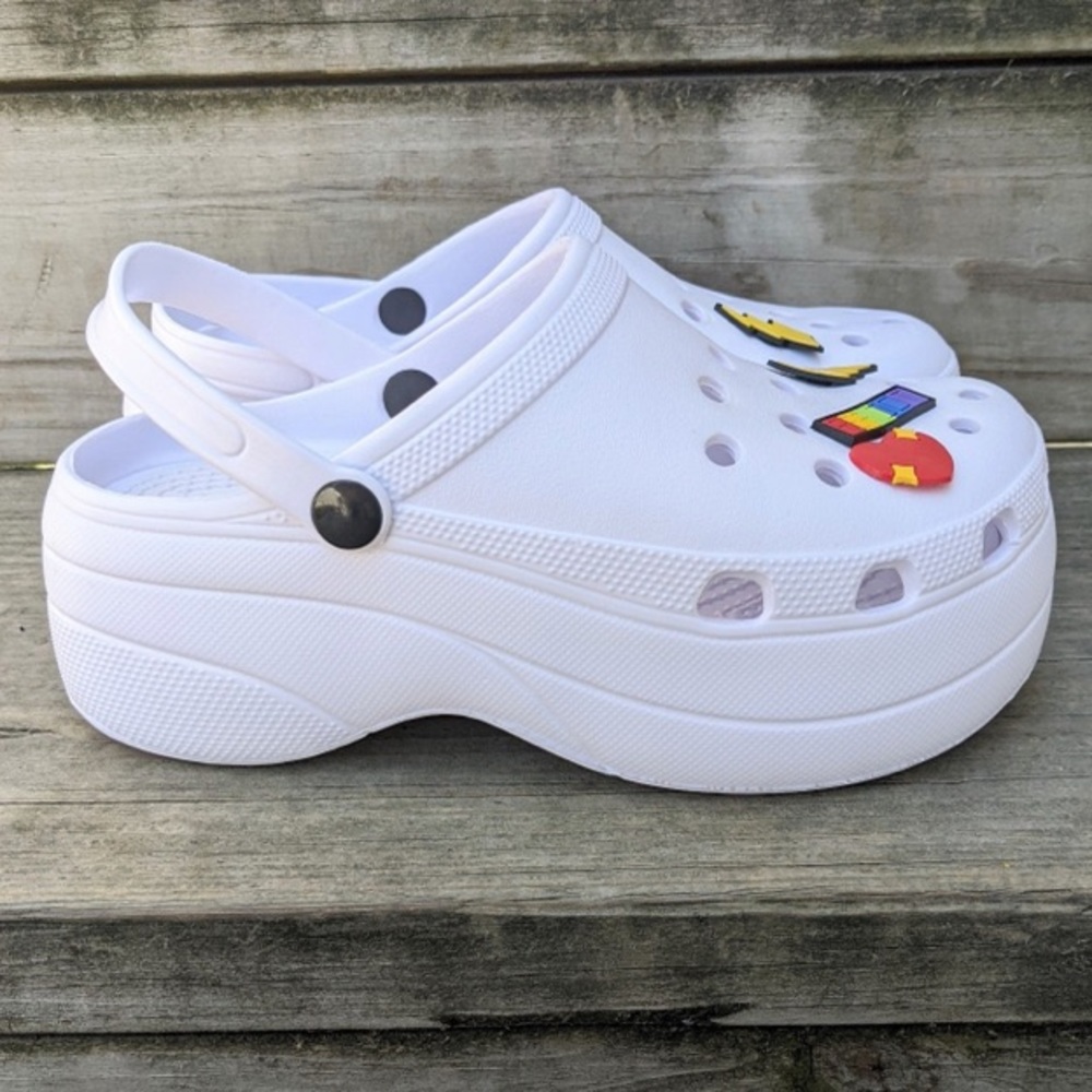 Platform Size 9 Clogs - image 3